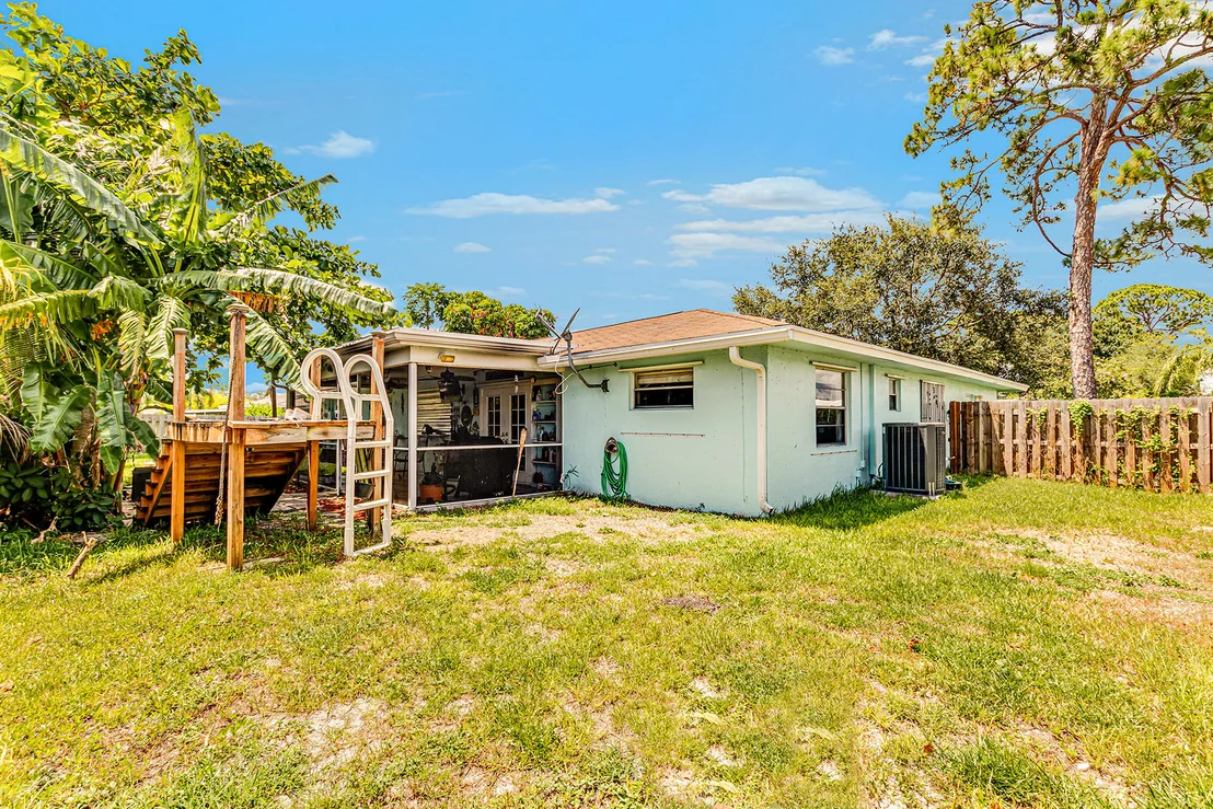 Photo of 97 W Mango Road