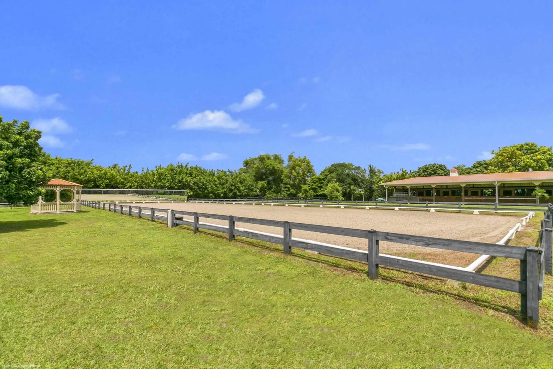 Photo of 16559 Rustic Road