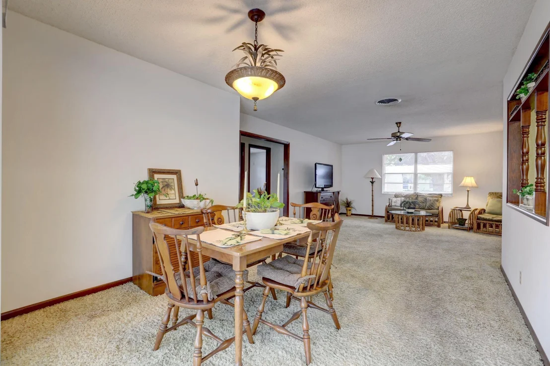 Photo of 1121 SE 10th Street