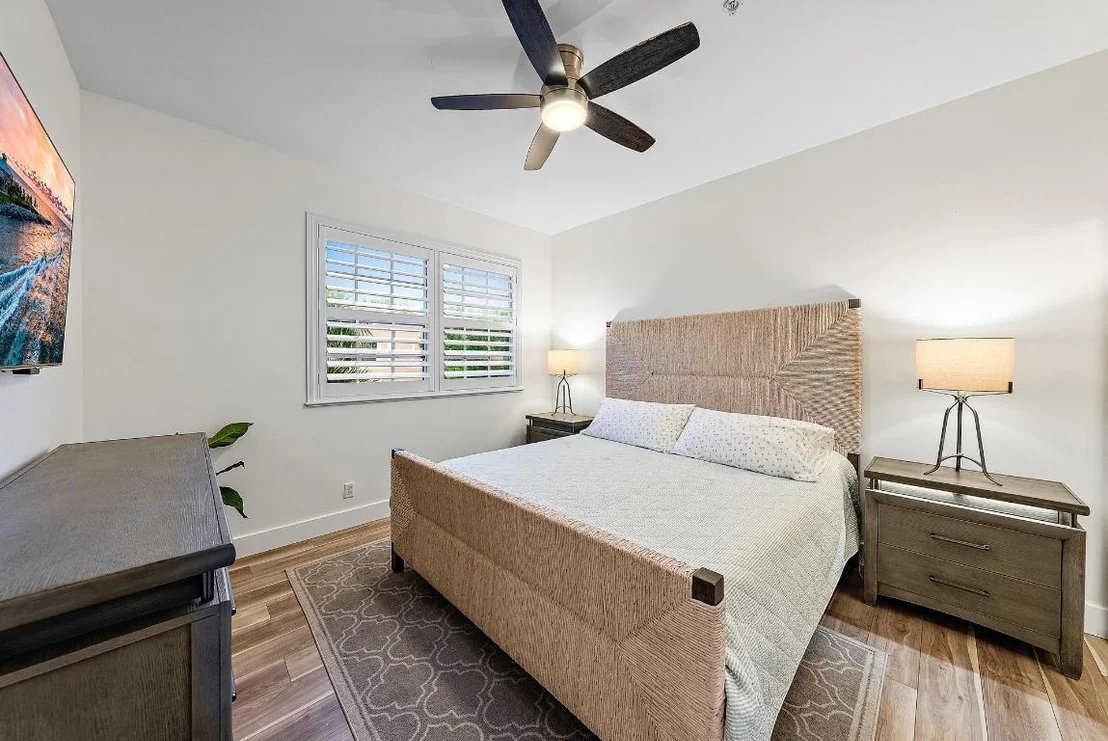 Photo of Unit J at 105 Lighthouse Circle