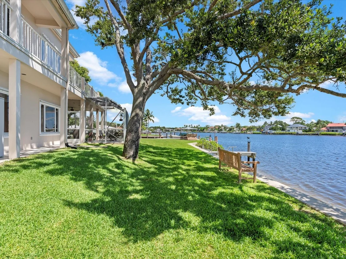 Photo of 35 Tradewinds Circle