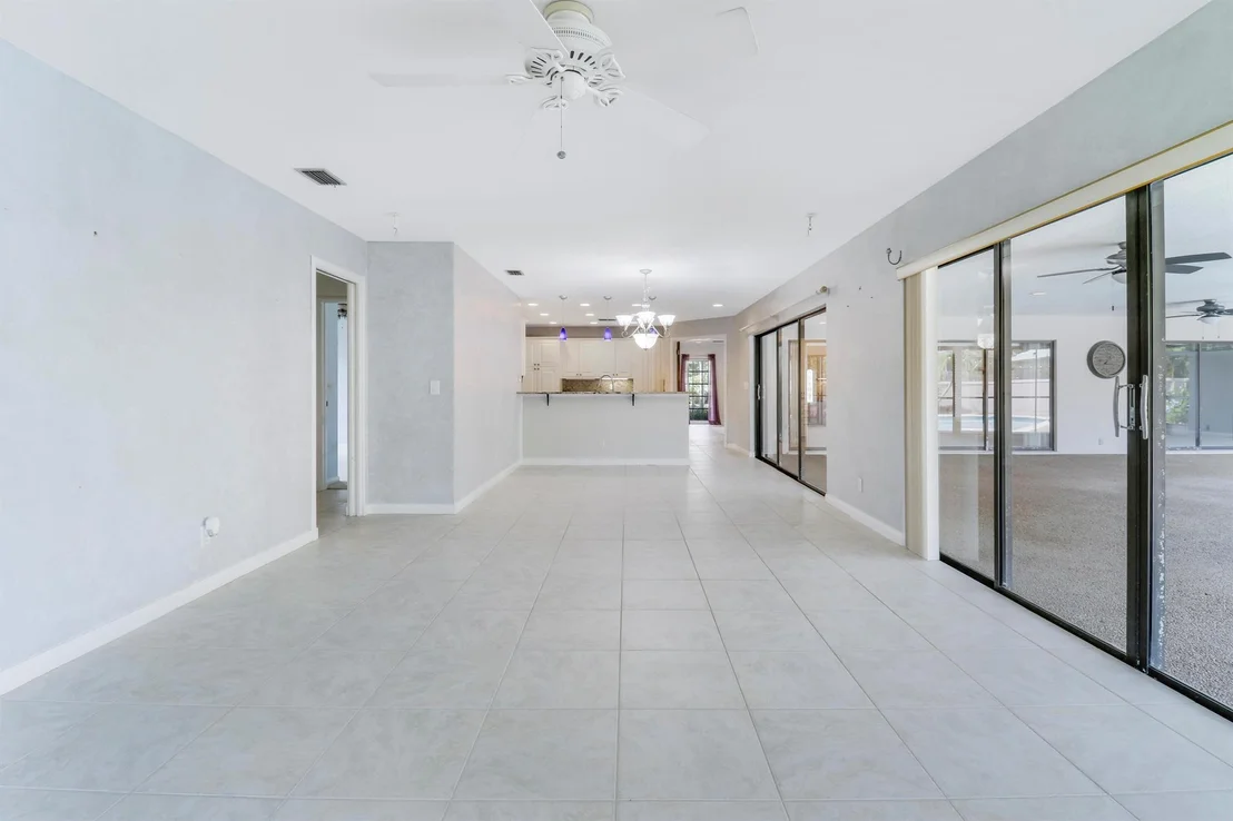 Photo of 316 River Drive