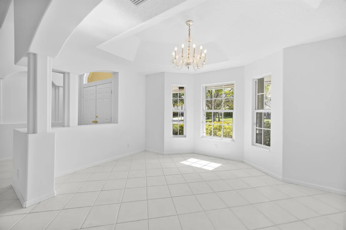 Photo of 1040 Egret Circle Circle N