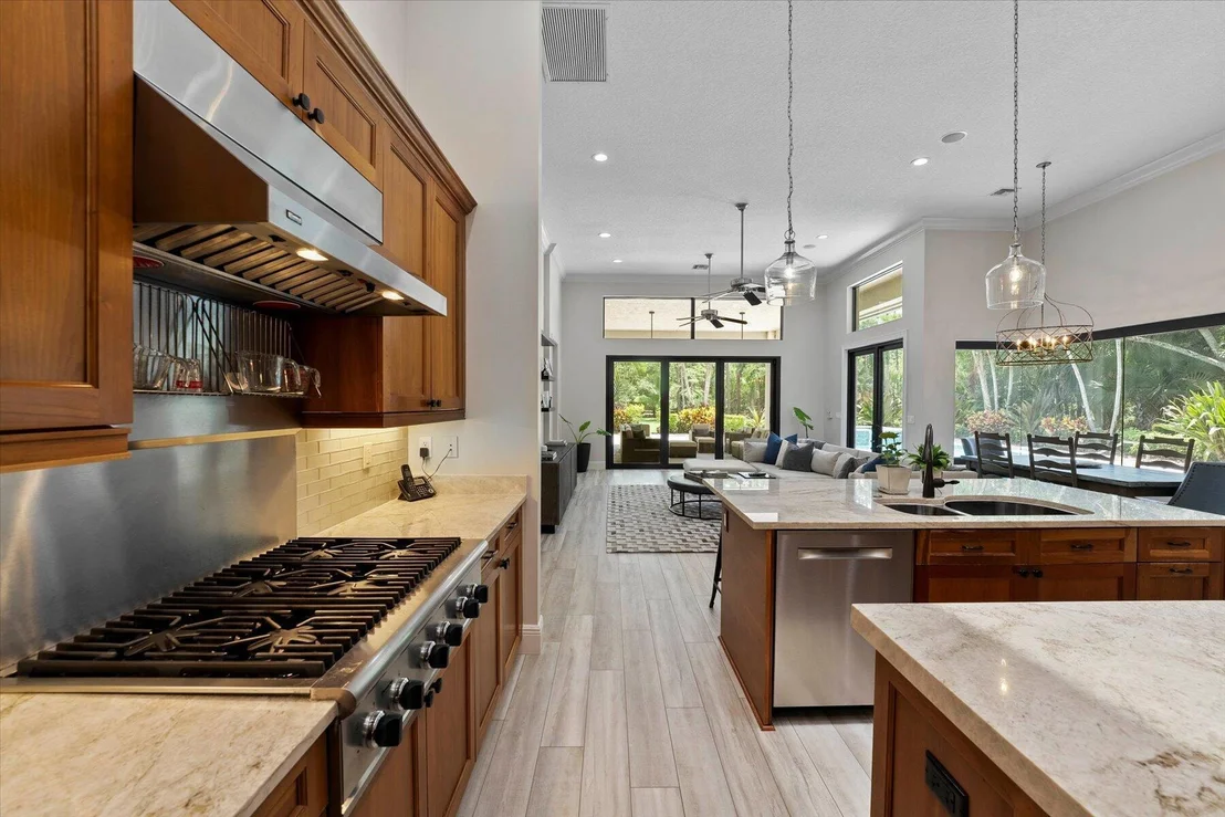 Photo of 14370 Halter Road