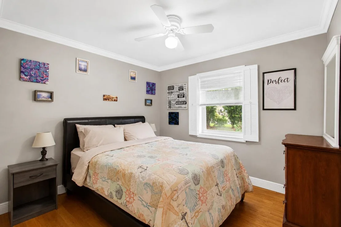 Photo of 5442 Sunrise Boulevard