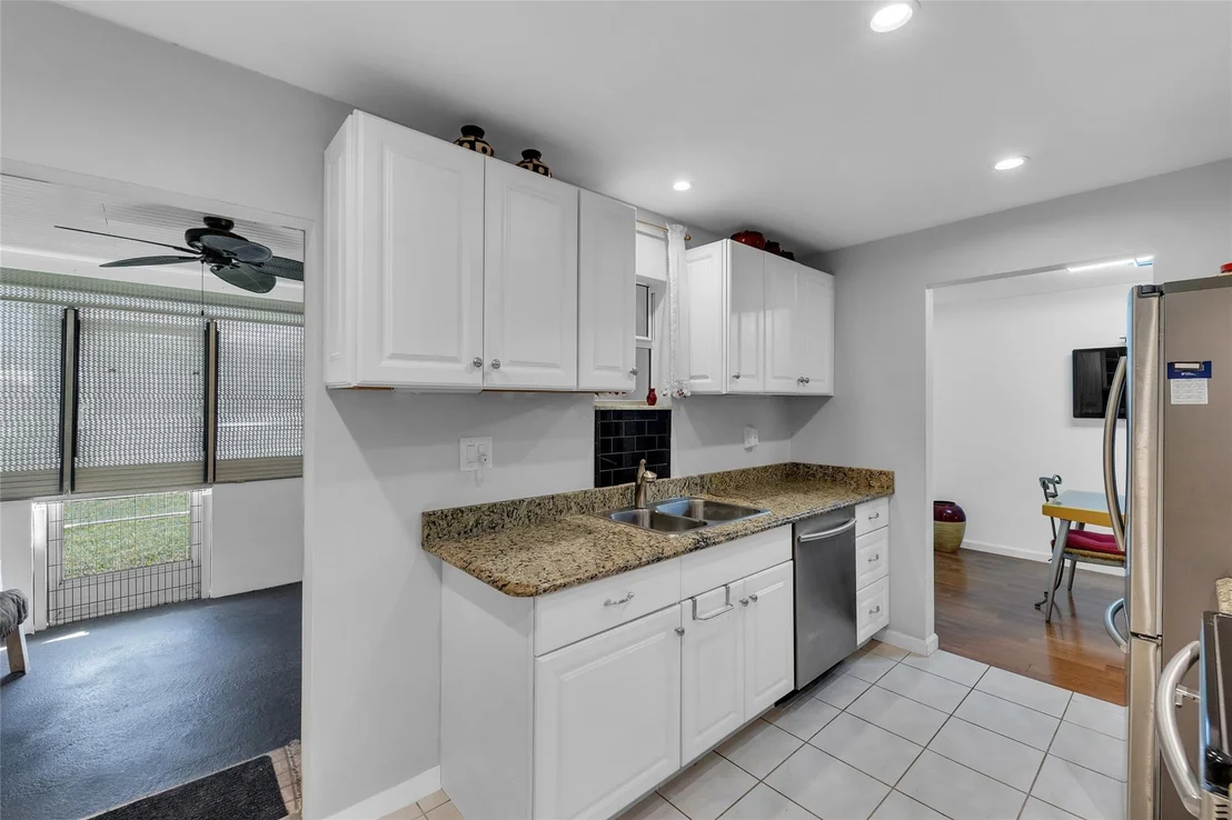 Photo of 2580 NW 2nd Drive