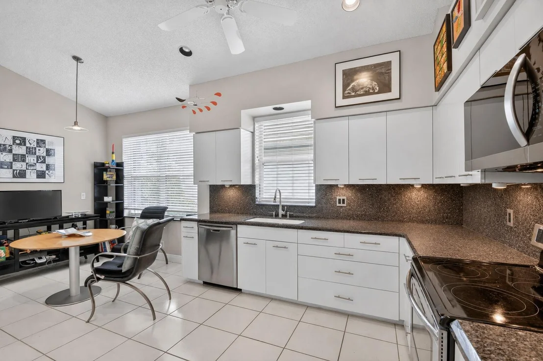 Photo of 6400 Three Lakes Lane