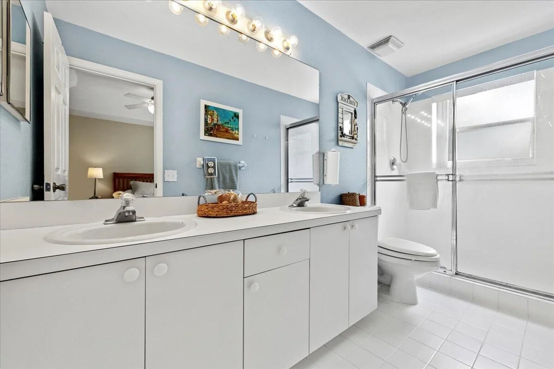 Photo of 5809 Eagle Cay Lane