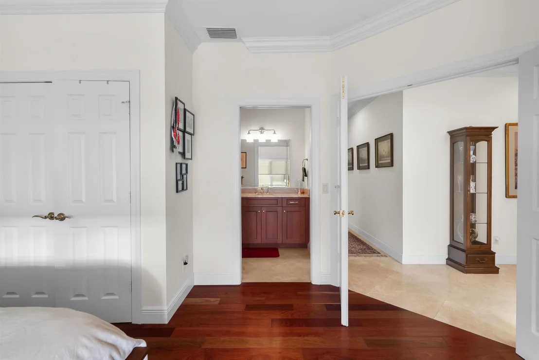 Photo of 6645 SE Barrington Drive