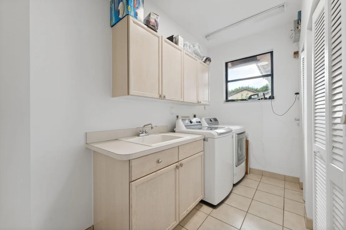 Photo of 7726 La Corniche Circle