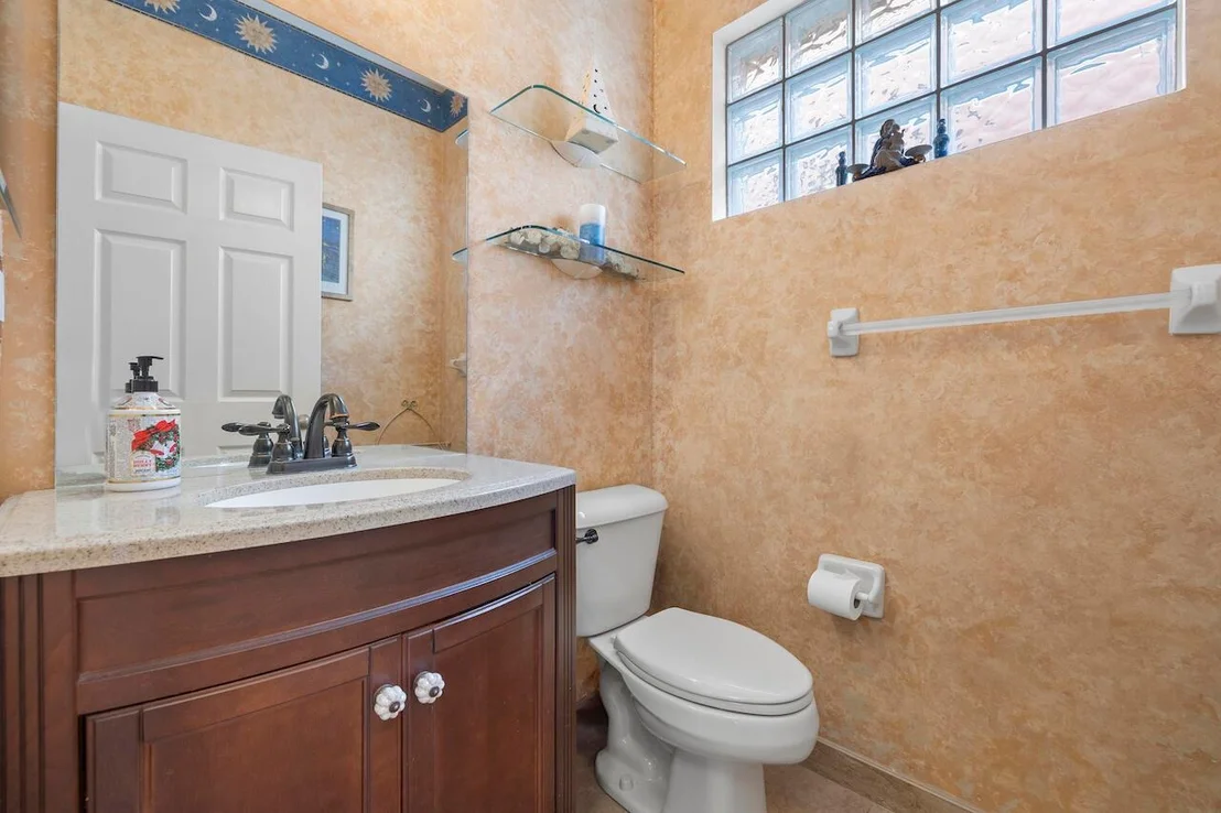Photo of 6089 Oak Bluff Way