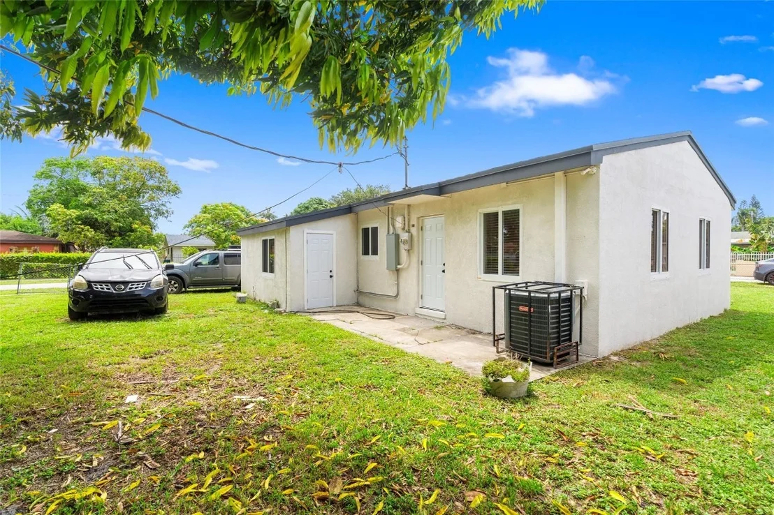 Photo of 2941 NW 151st Terrace