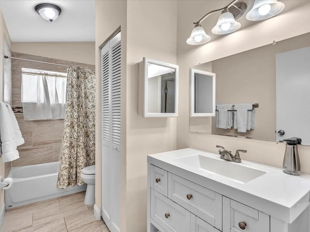 Photo of 6435 Indian Wells Boulevard