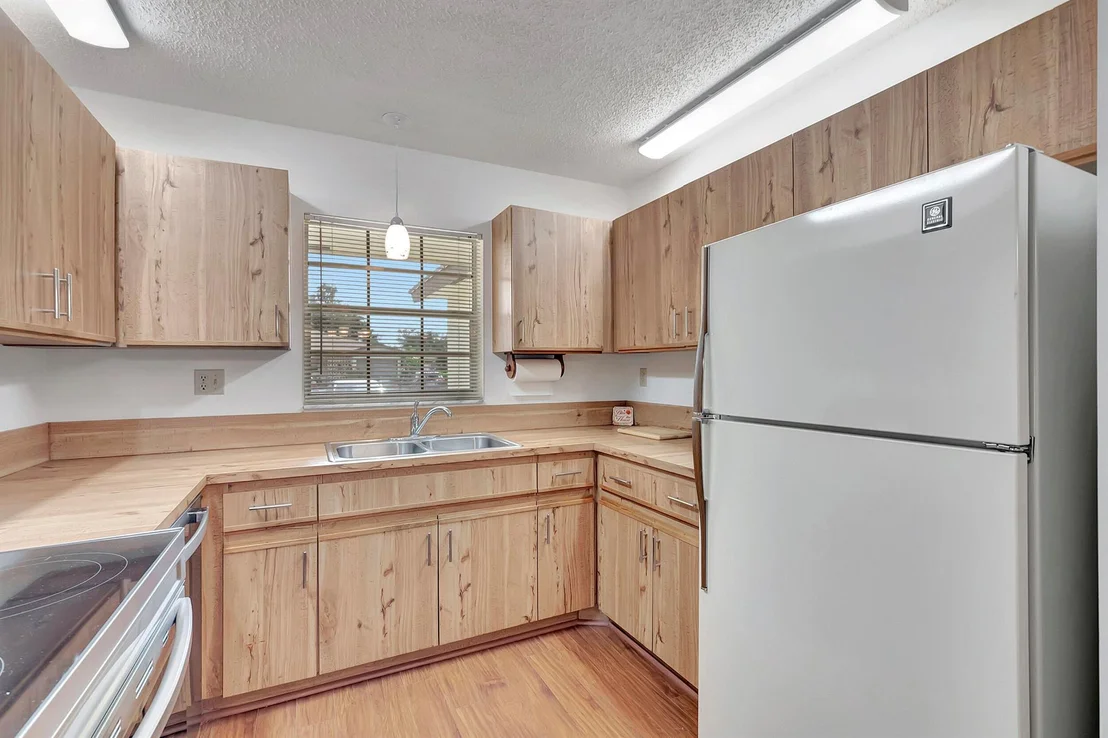 Photo of Unit D at 13990 Nesting Way
