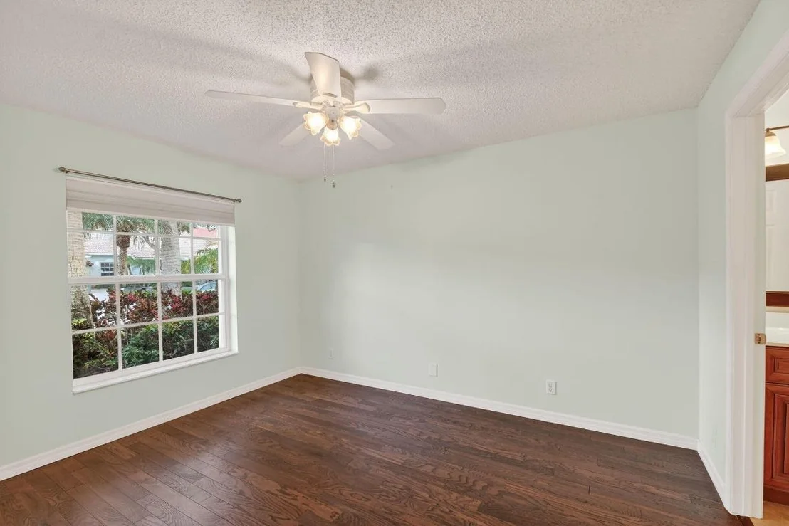 Photo of 8492 Logia Circle