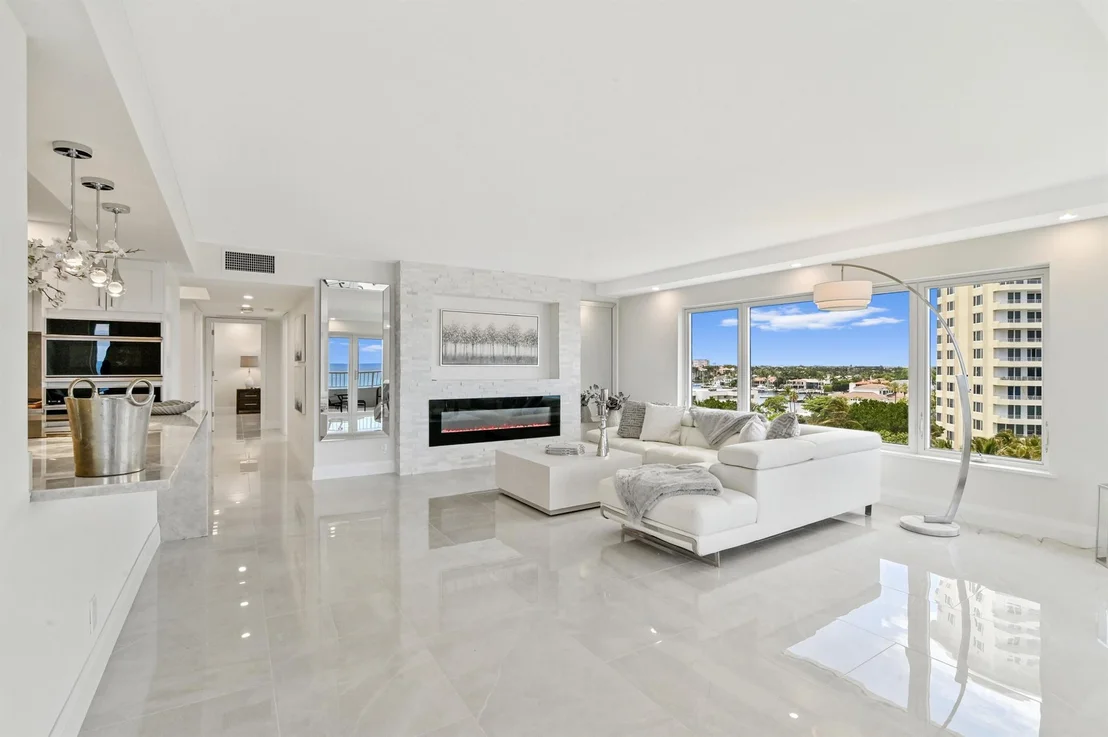 Photo of Unit 708 at 600 S Ocean Boulevard