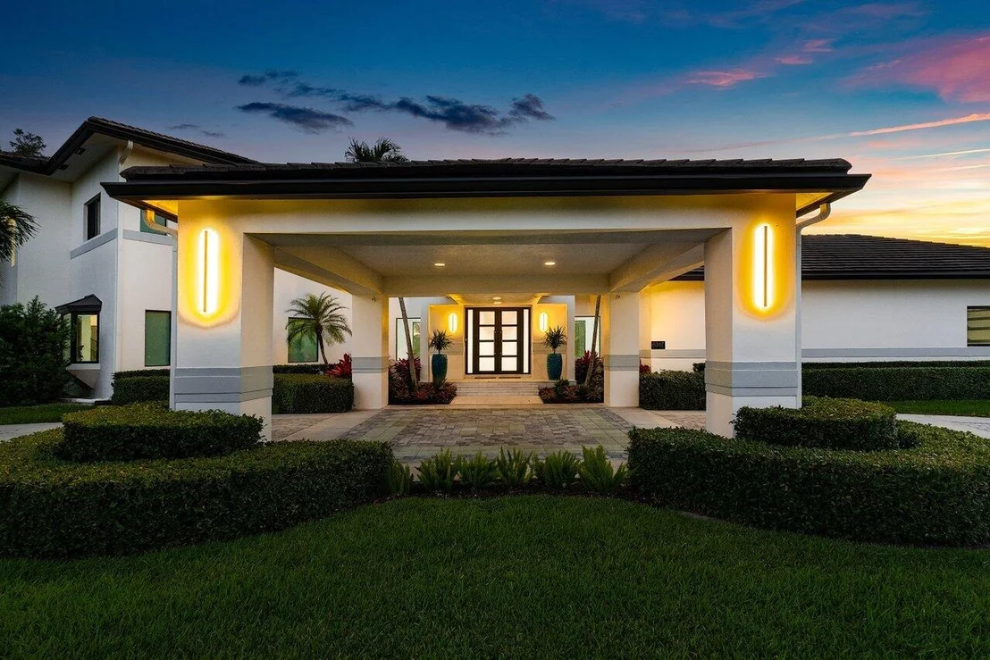 Photo of 8387 Sawpine Road