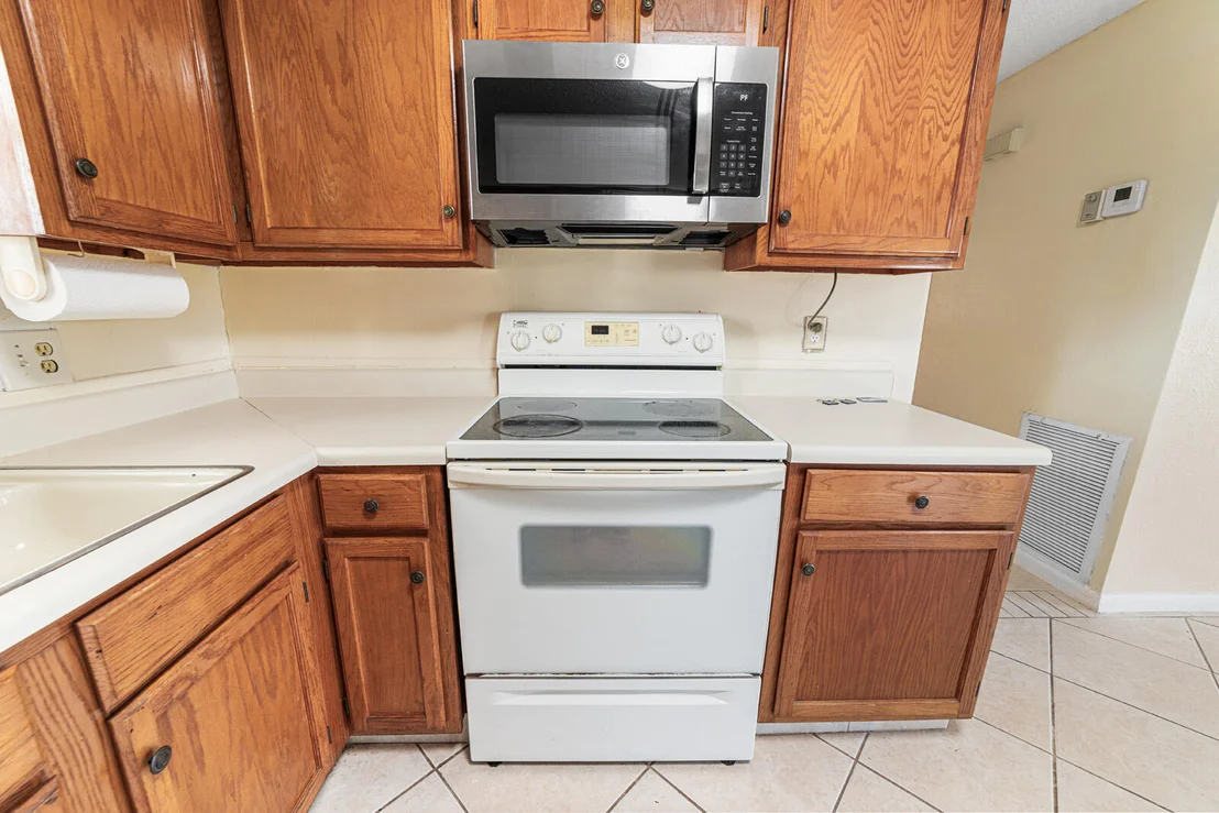 Photo of 3122 SE 34th Avenue