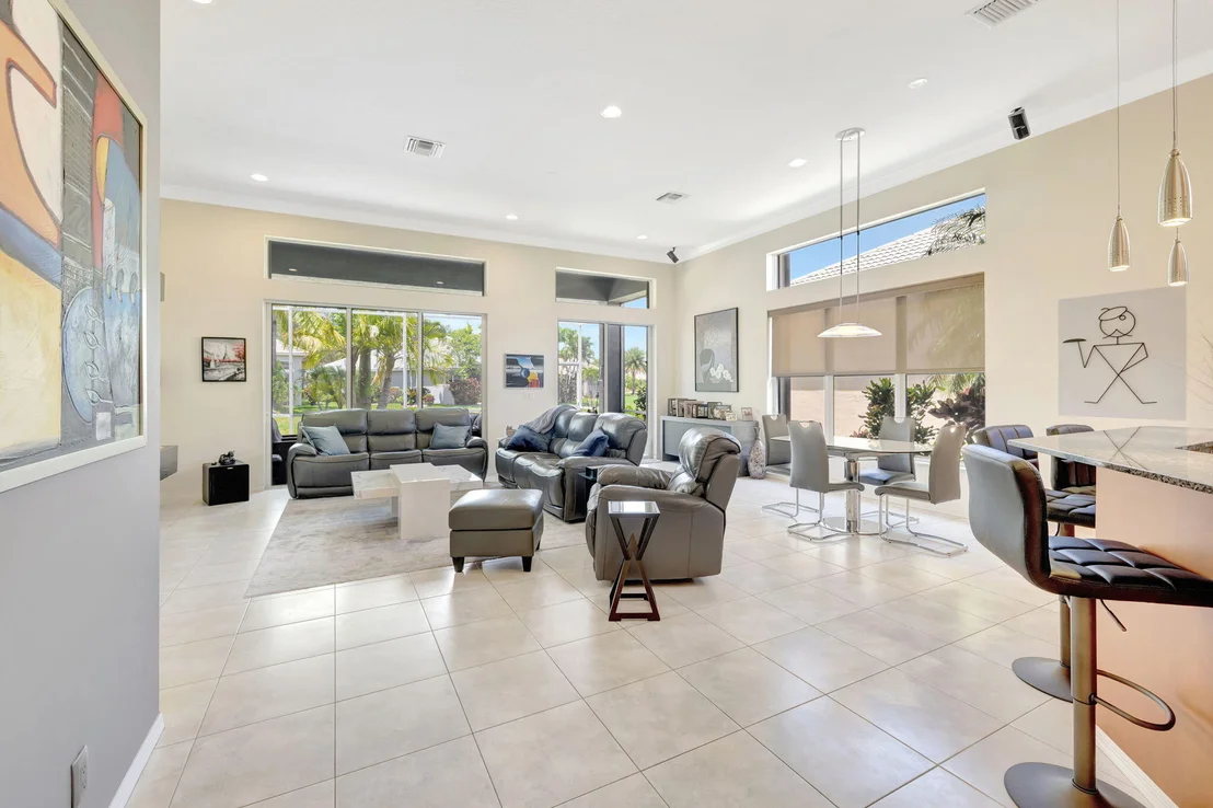 Photo of 7181 Veneto Drive