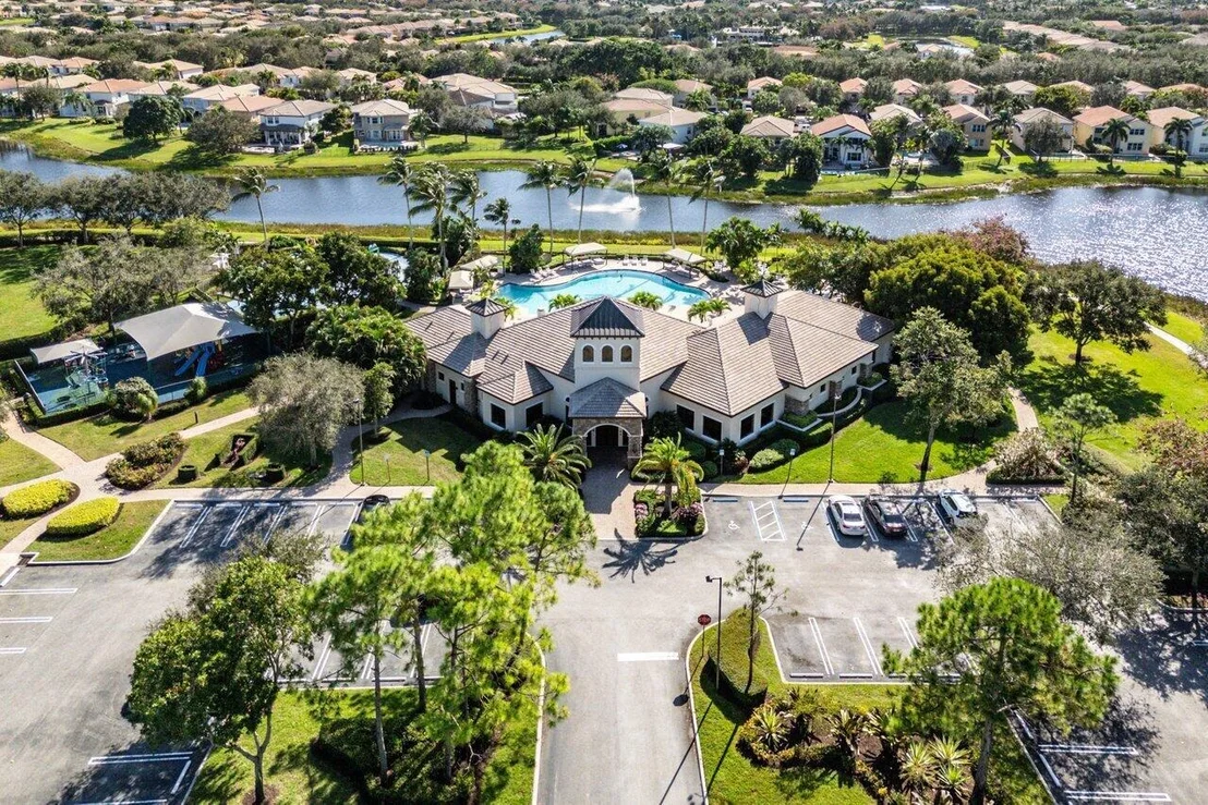 Photo of 8562 Shallowbrook Cove