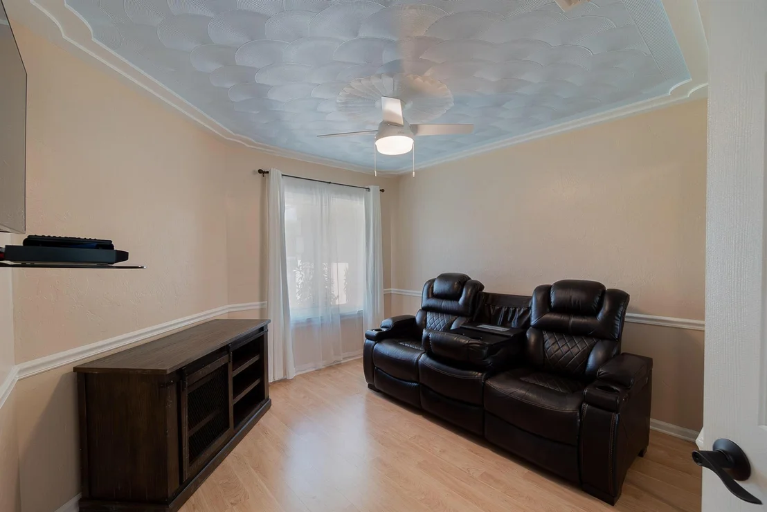 Photo of 104 W Rubber Tree Drive