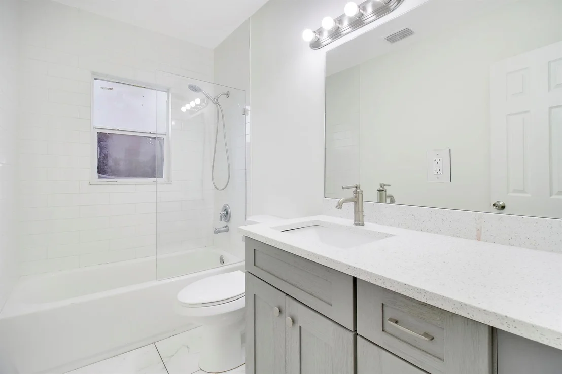 Photo of 848 Upland Road