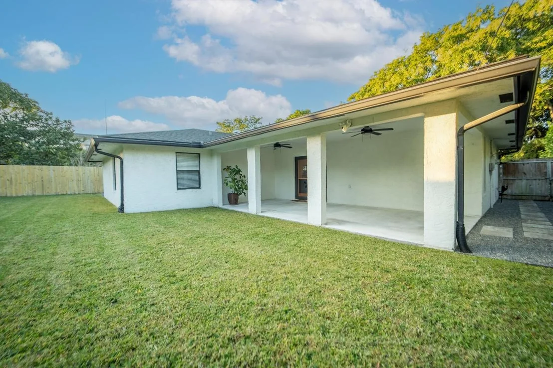 Photo of 1014 Avon Road