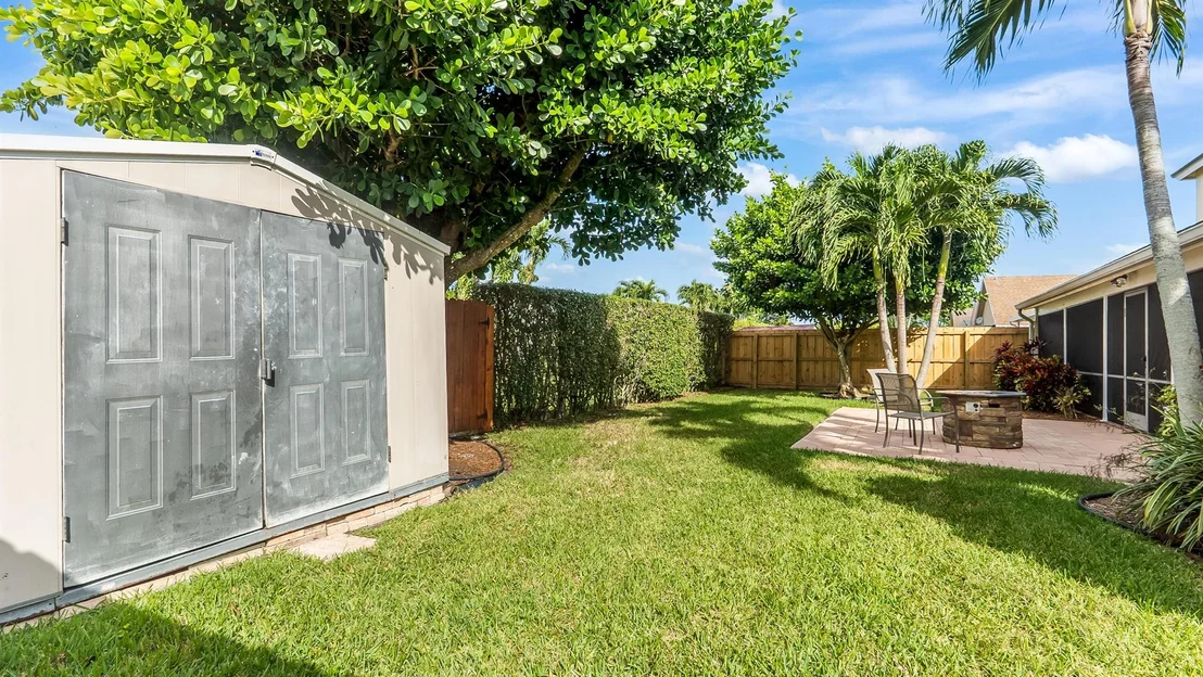 Photo of 23059 Sunfield Drive