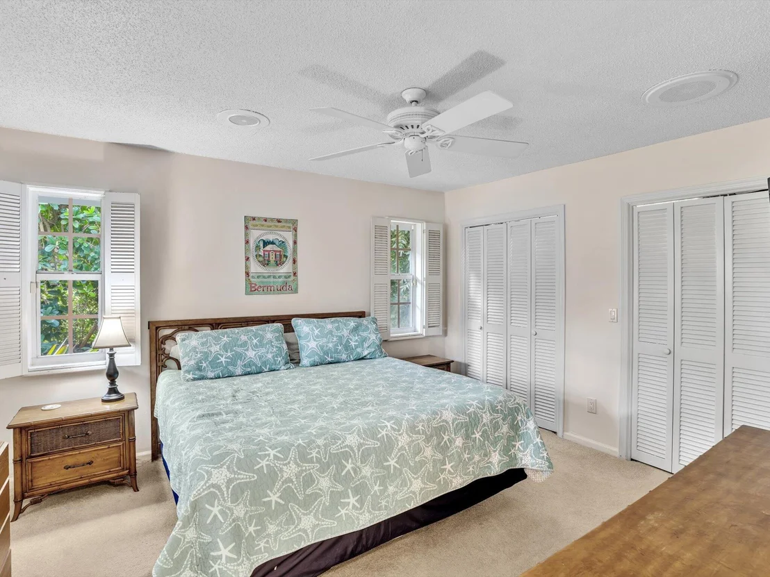 Photo of 3204 Lakeview Drive