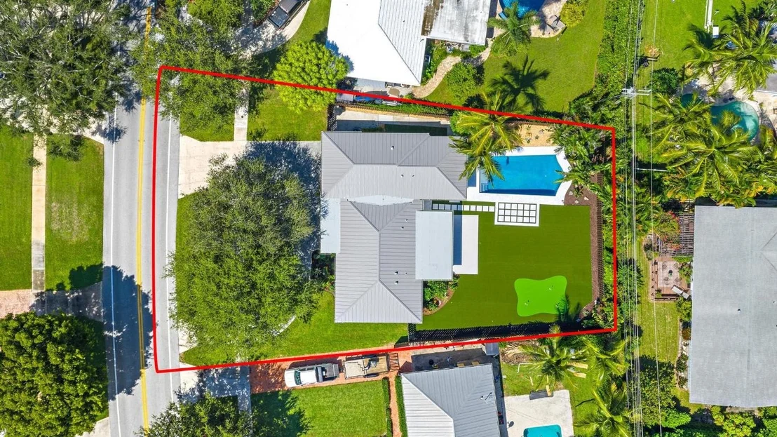 Photo of 439 Lighthouse Drive