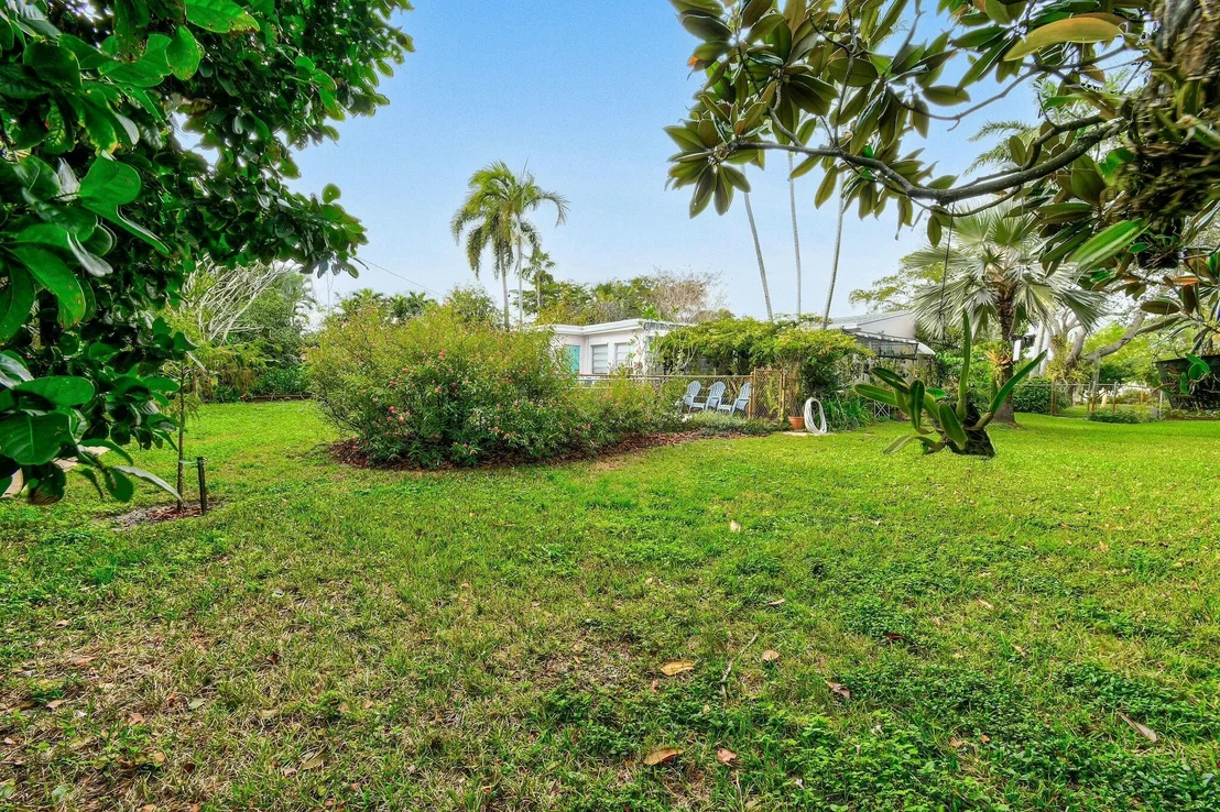 Photo of 1002 Ardmore Road