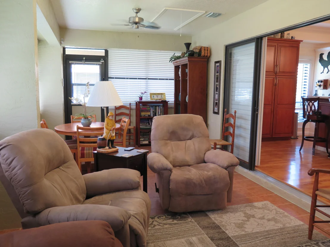 Photo of Unit A at 105 Half Moon Circle