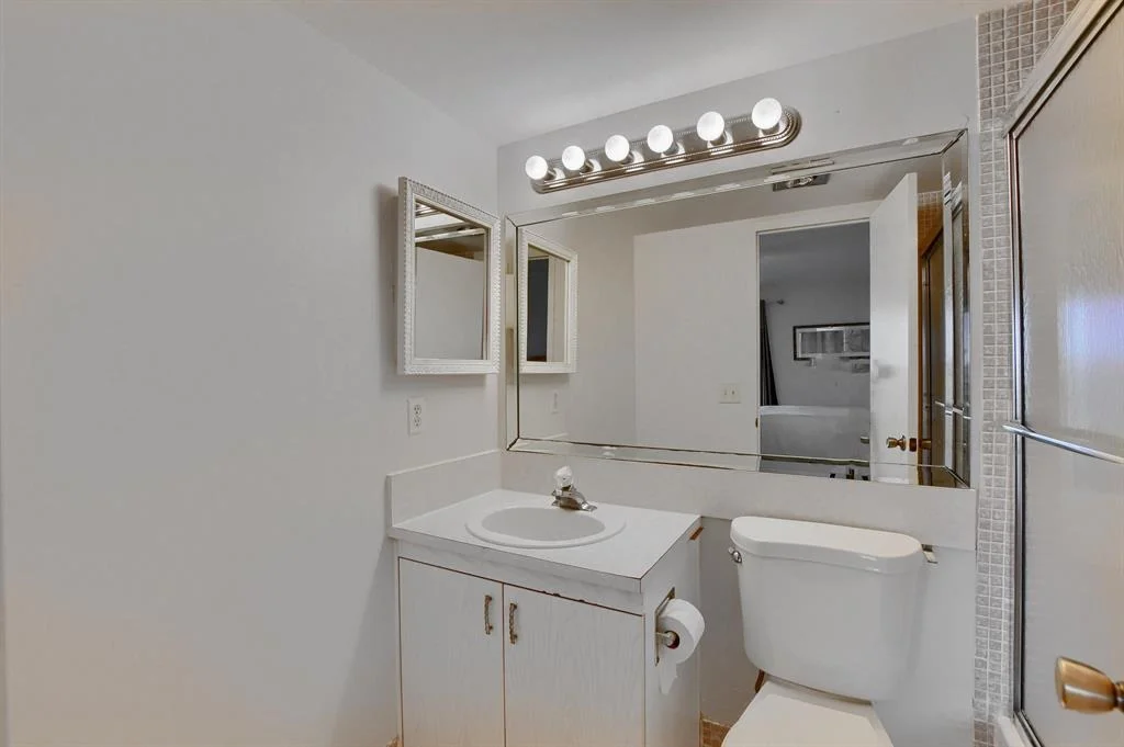 Photo of 4010 Cornwall A