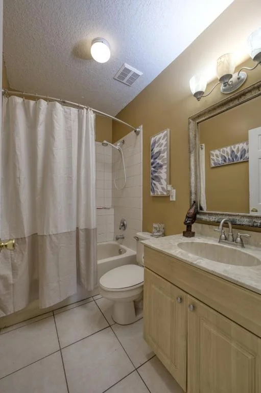 Photo of 416 Circle Drive S