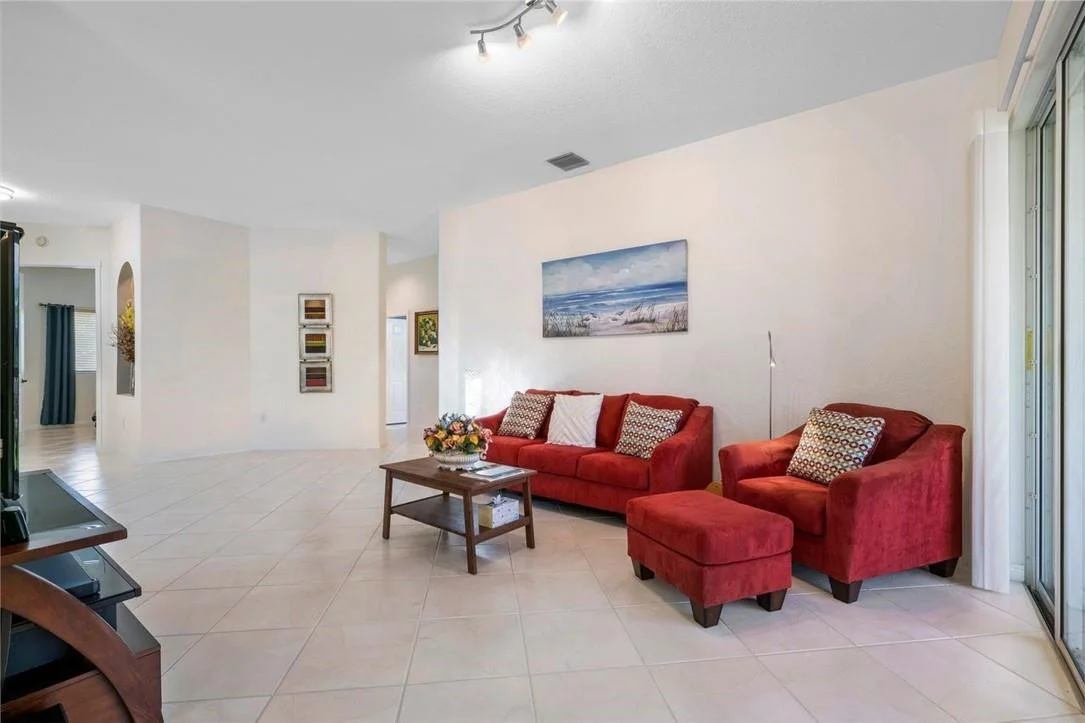 Photo of Unit 203 at 7847 Exeter Boulevard