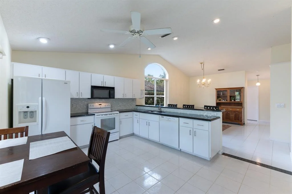 Photo of 18601 Misty Lake Drive