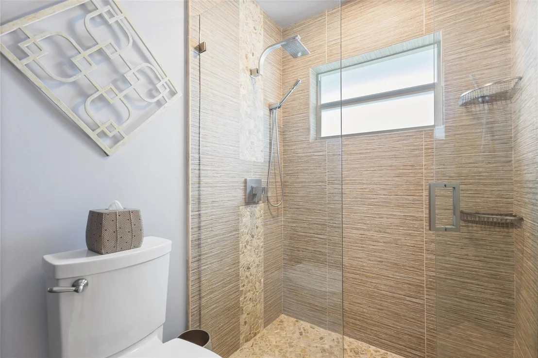 Photo of 5494 Pine Creek