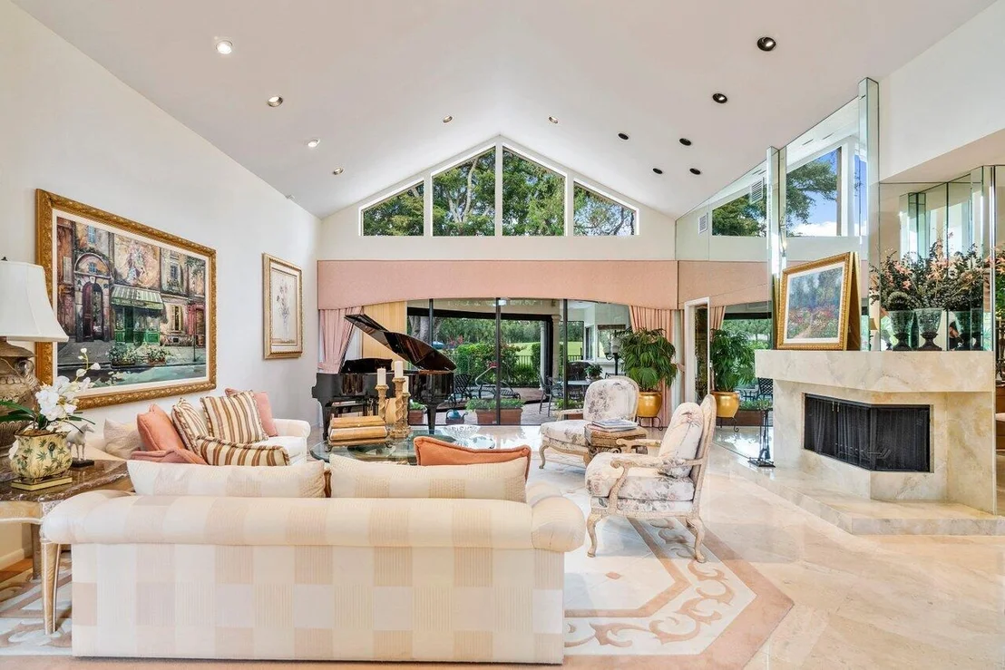 Photo of 7283 Mandarin Drive