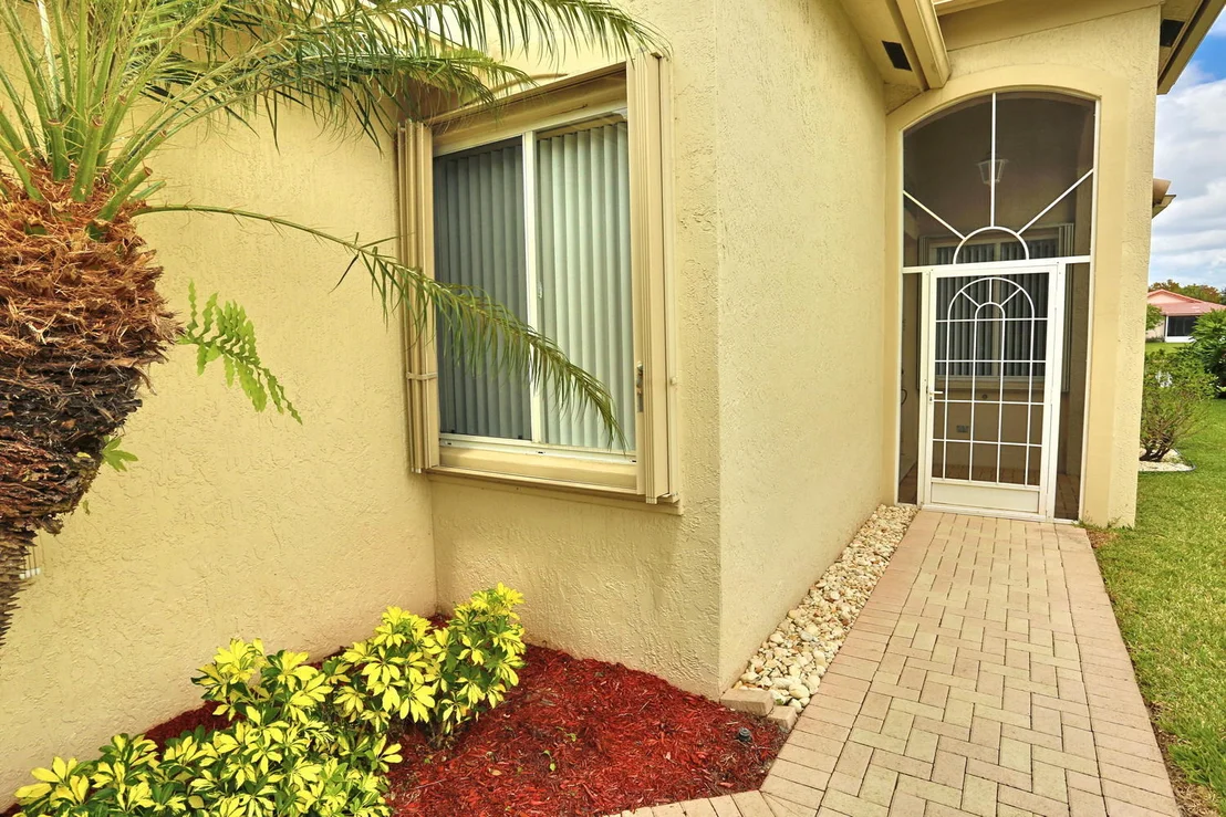 Photo of 9127 Bay Point Circle