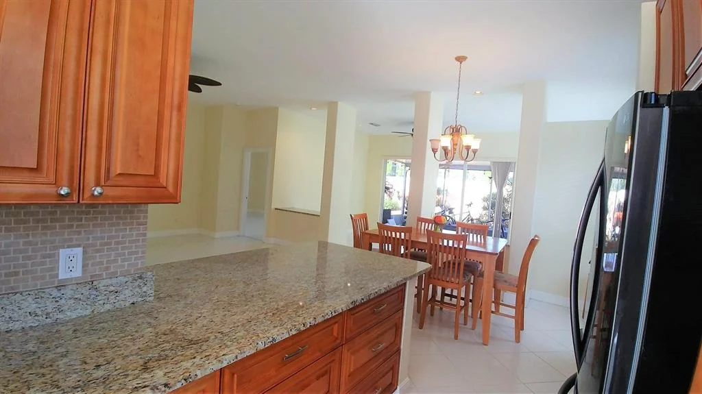 Photo of 104 S Hampton Drive
