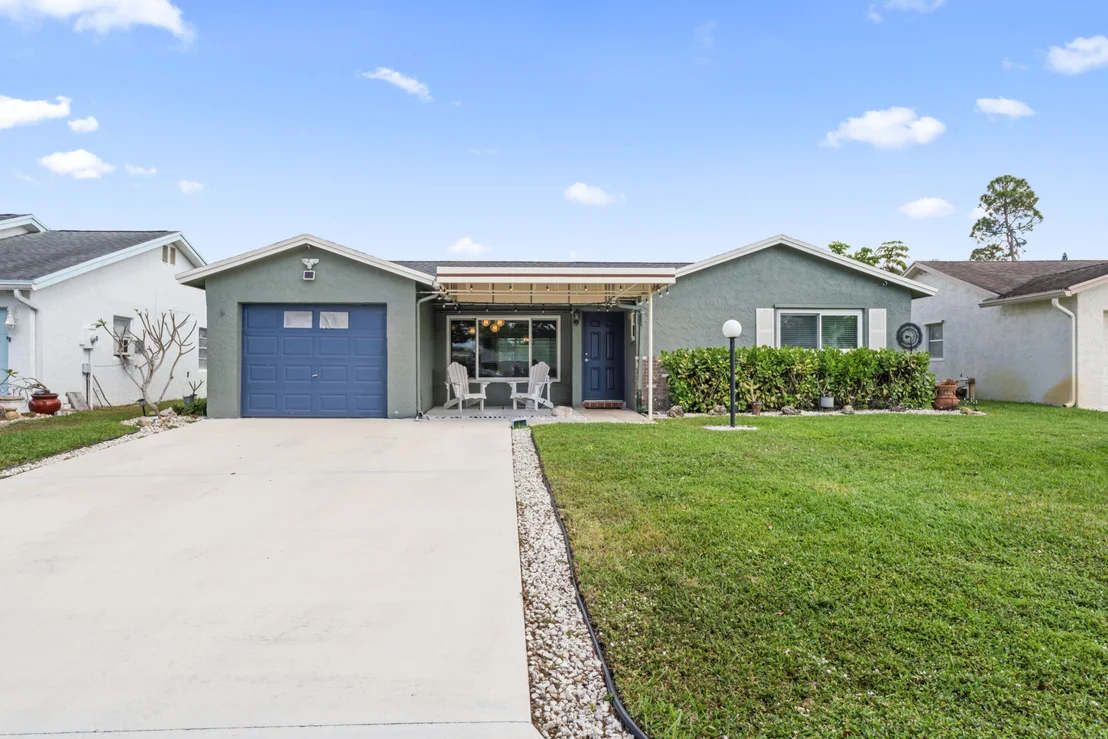 Photo of 7123 Pine Manor Drive