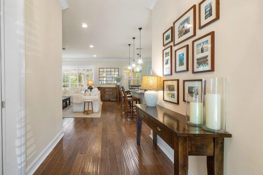 Photo of 124 W Bay Cedar Circle