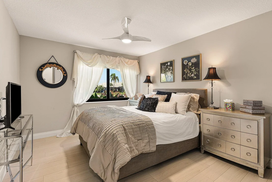Photo of 5534 Forest Oaks Terrace