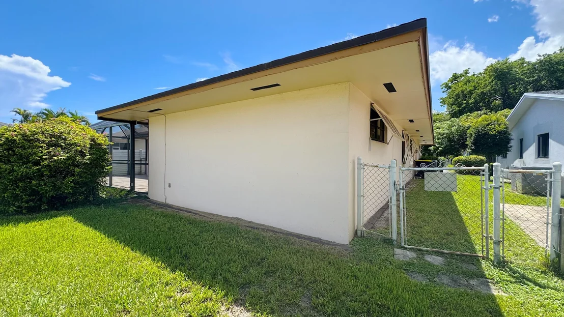 Photo of 309 SE 4TH Street