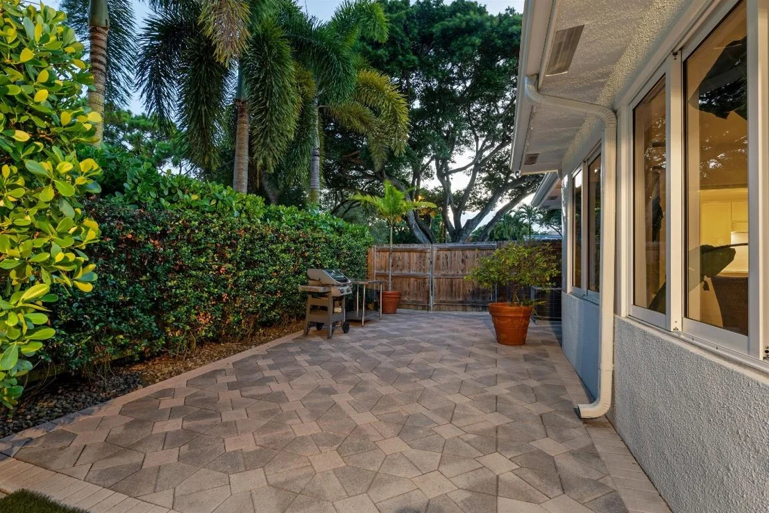 Photo of 745 Periwinkle Street