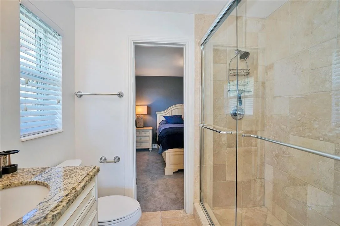 Photo of 1030 NE 27th Way