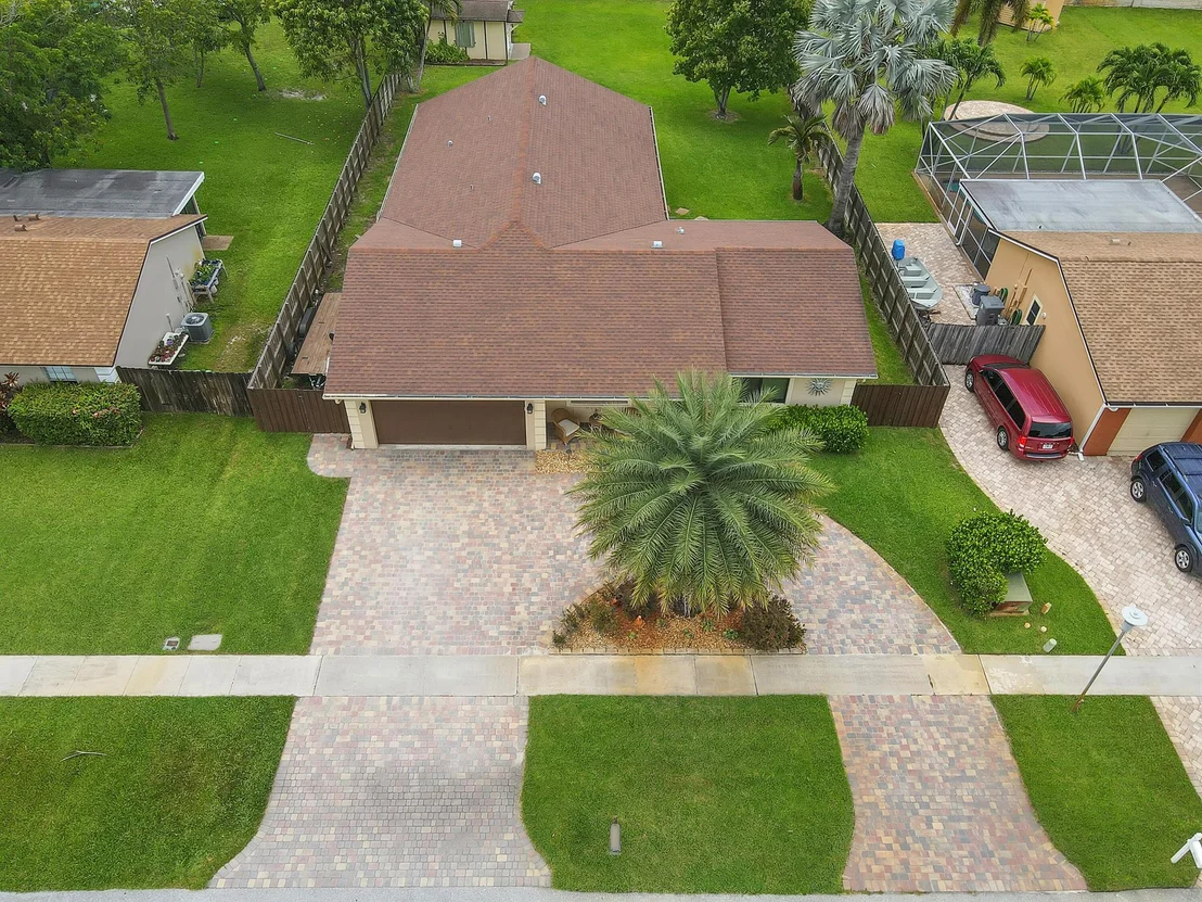 Photo of 19379 Delaware Circle