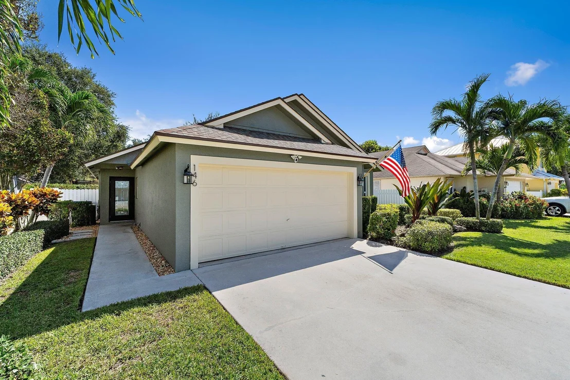 Photo of 146 Pennock Landing Circle