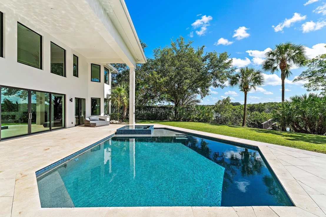 Photo of 8818 SE Riverfront Terrace