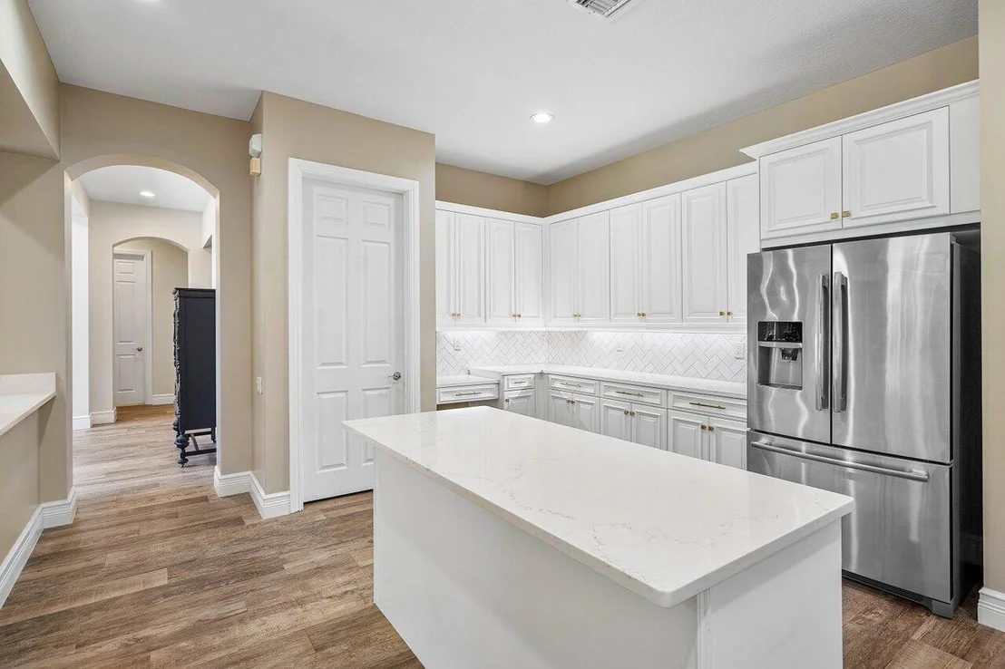 Photo of 644 Forest Bent Boulevard